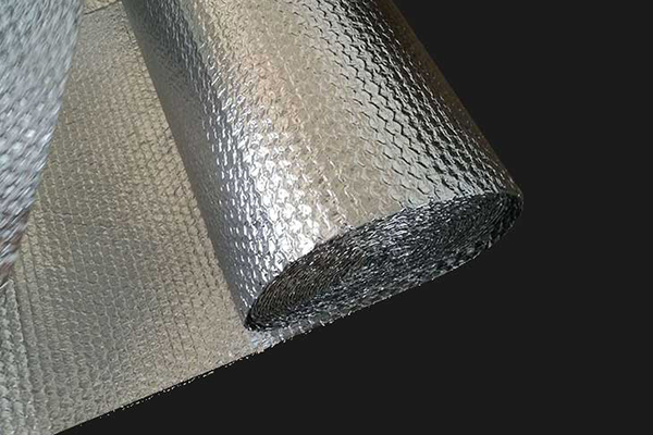 1.8m Metallied Film Bubble Heat Insulation